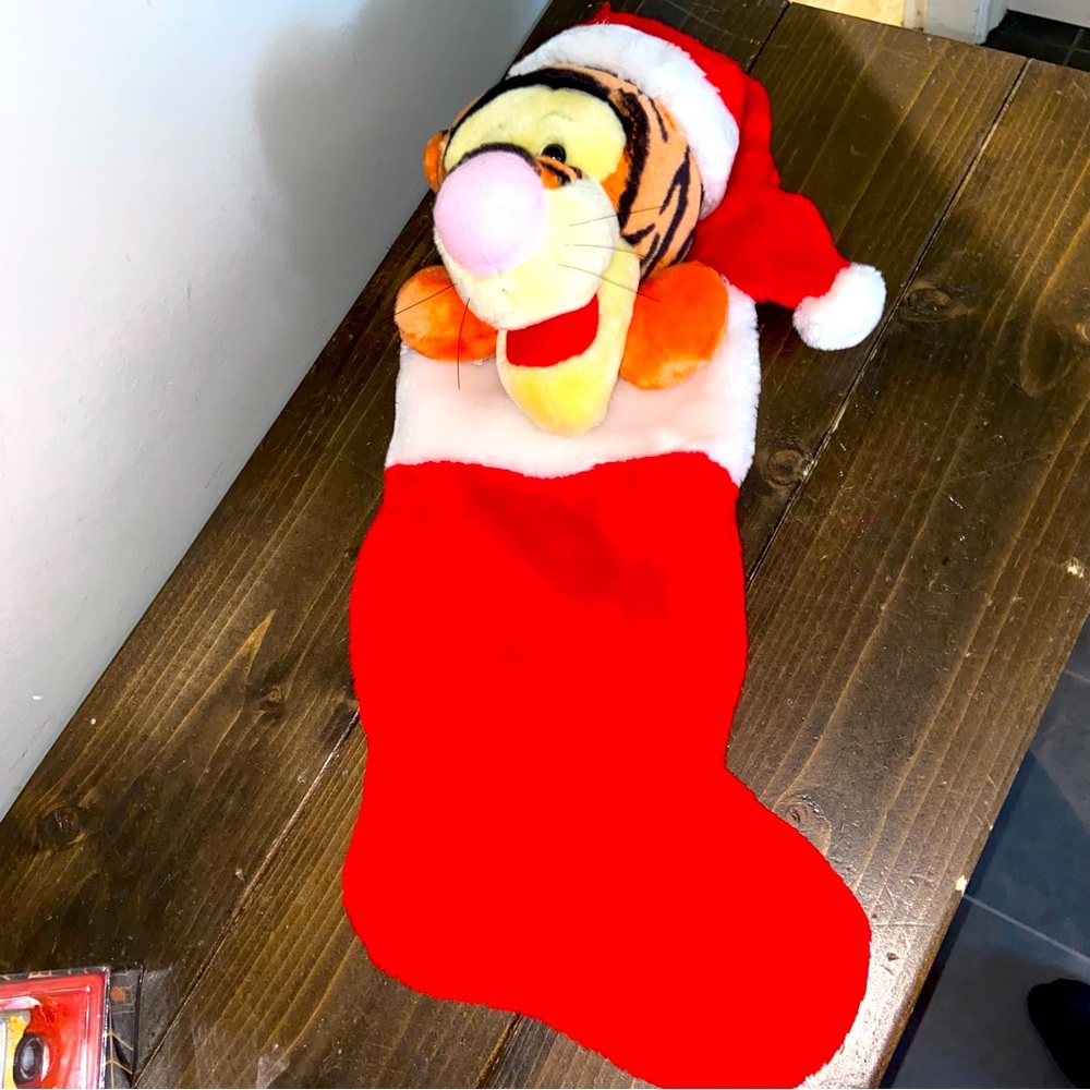 Rare Disney 3D Plush Tigger Christmas Stocking Red White Clean! Winni…